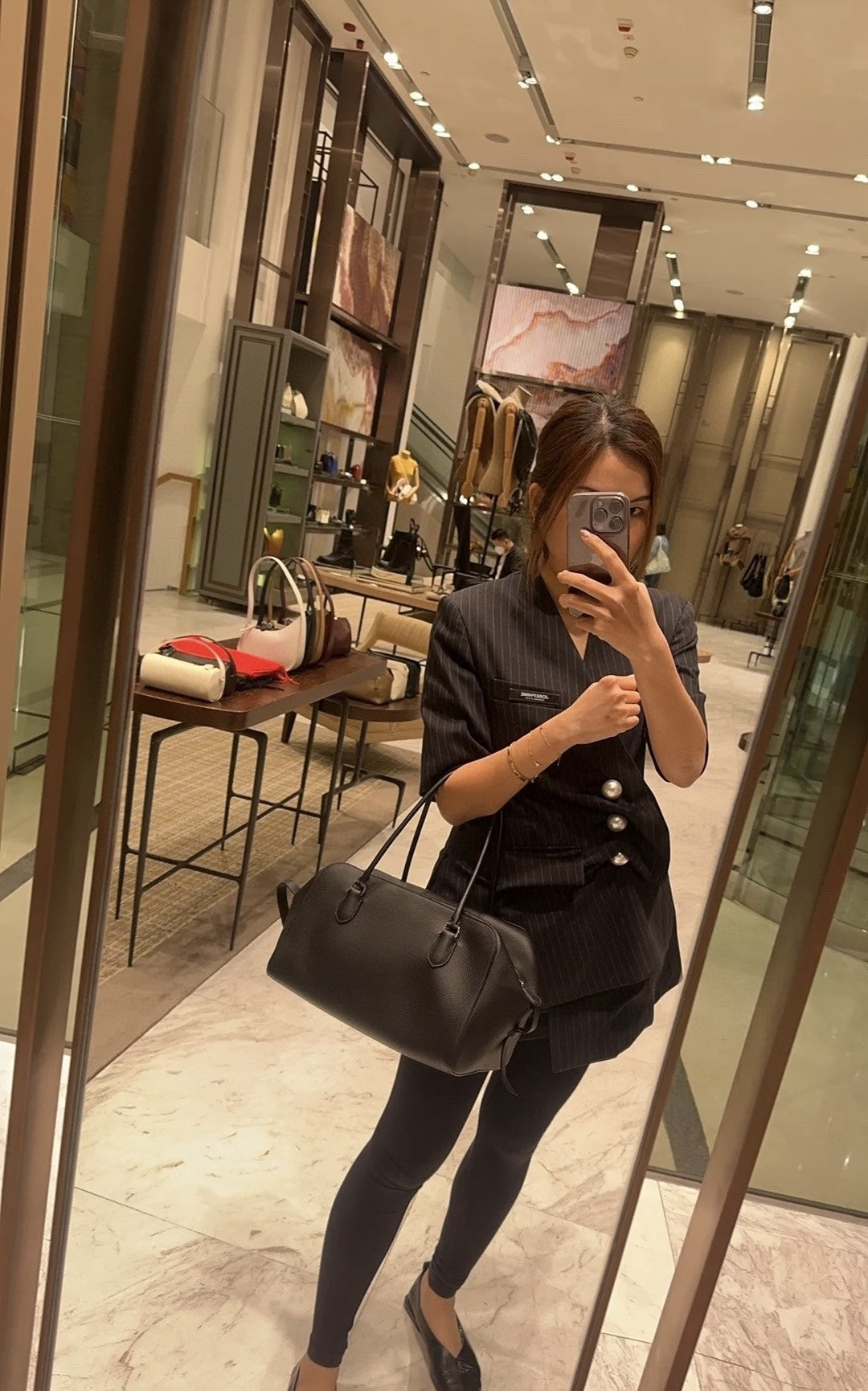 TR: Borsa da bowling EW Nero in Litchi Leather