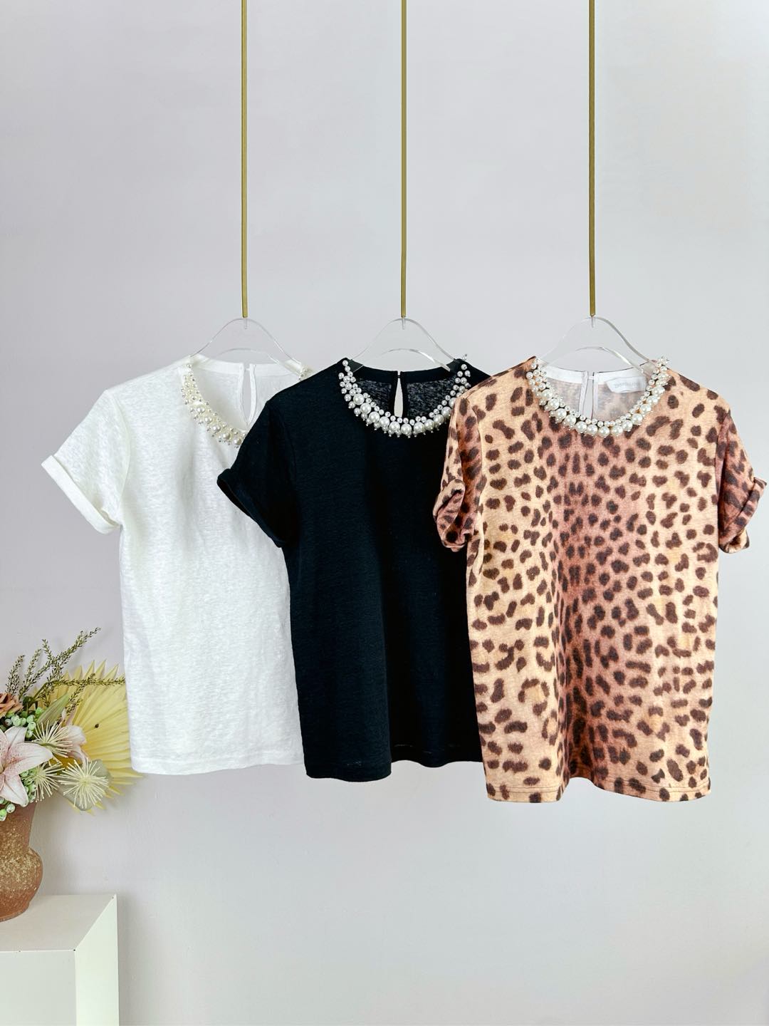 ZM: Crystal Embellished Leopard Print Linen T-Shirt