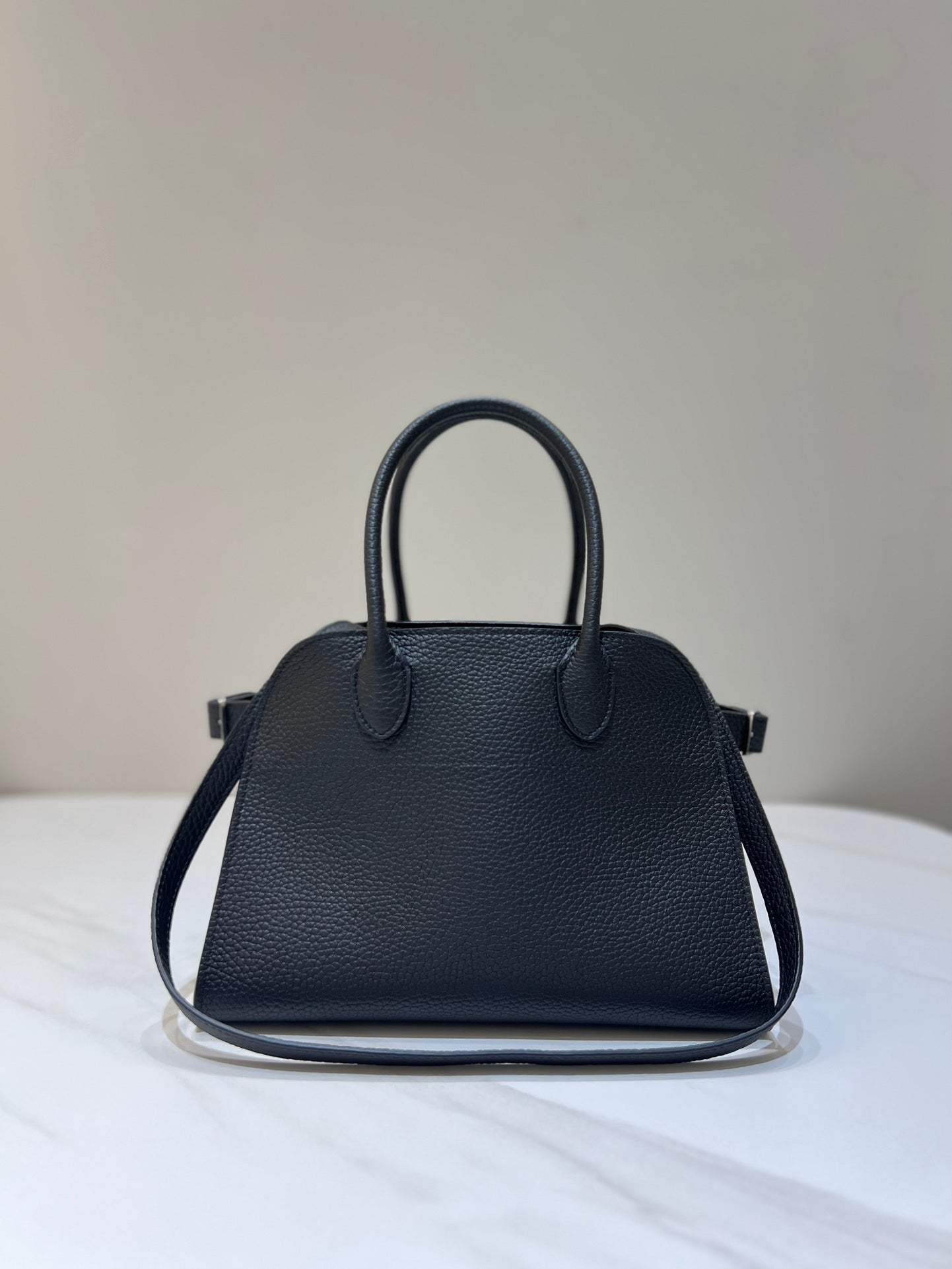 TR: Soft Margaux 10 Bag in Pebbled Leather