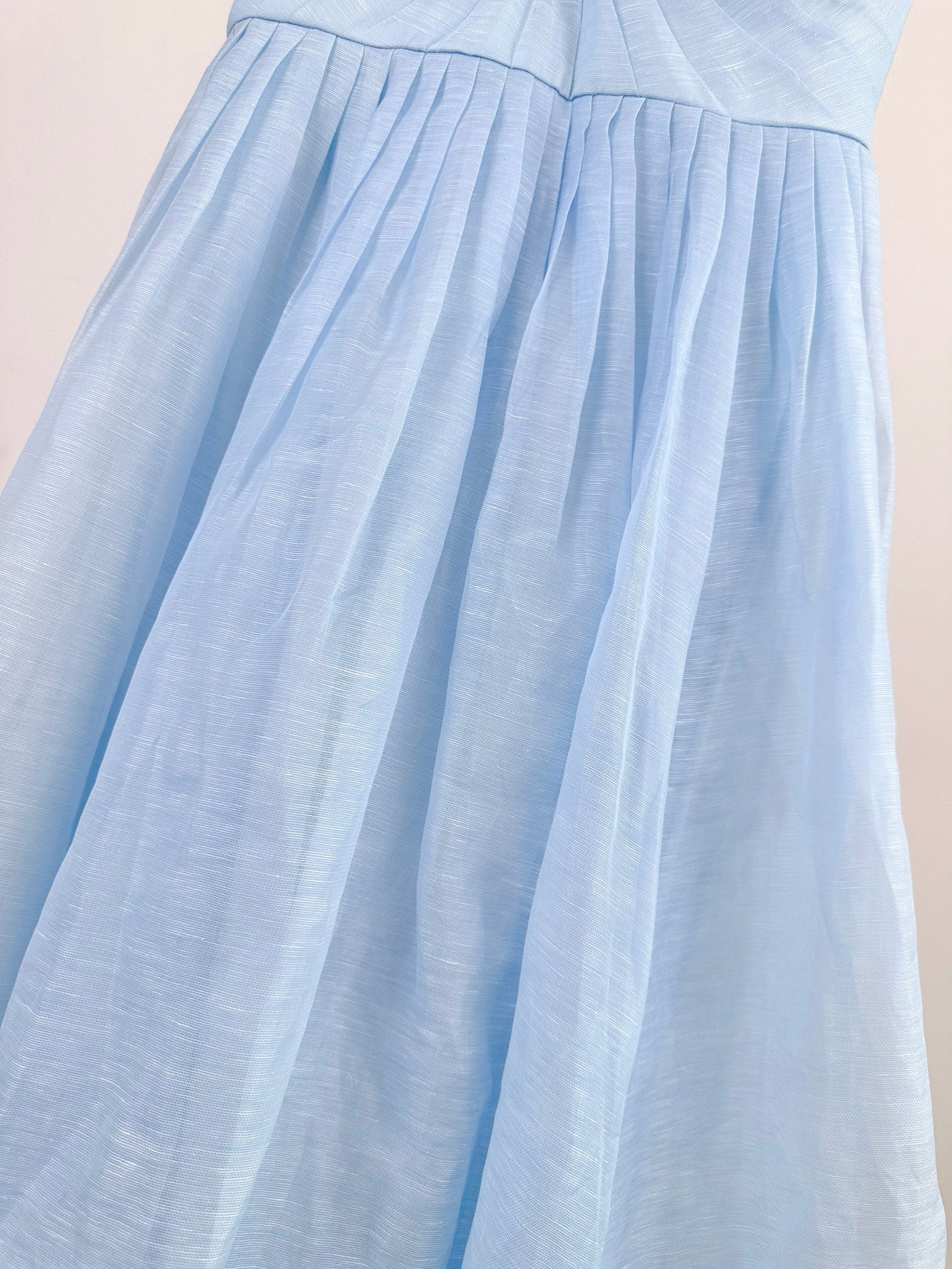 ZM: Illuminate V neck midi dress